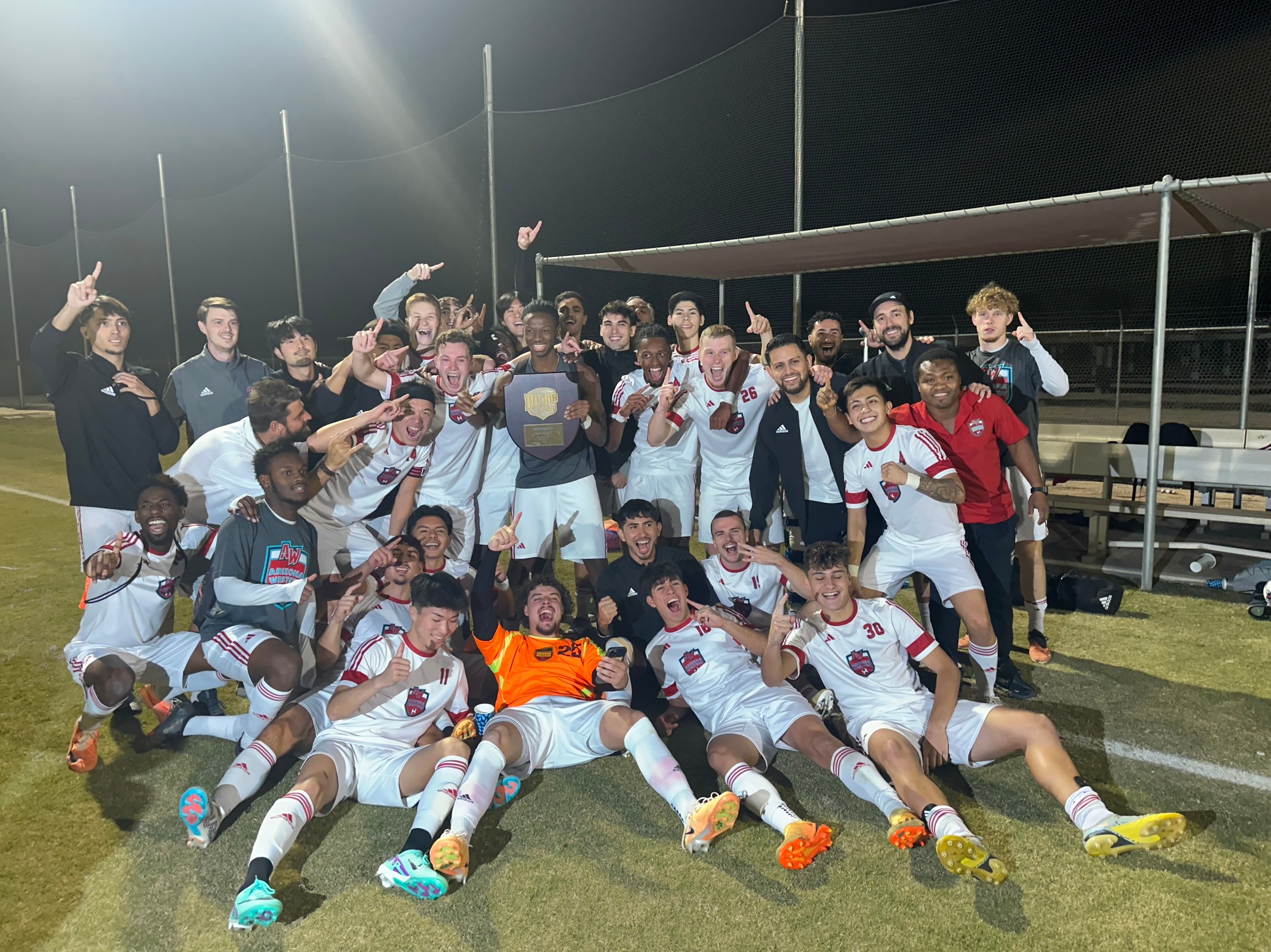 Men's Soccer beats Bruins 2-1 to earn third straight trip to nationals